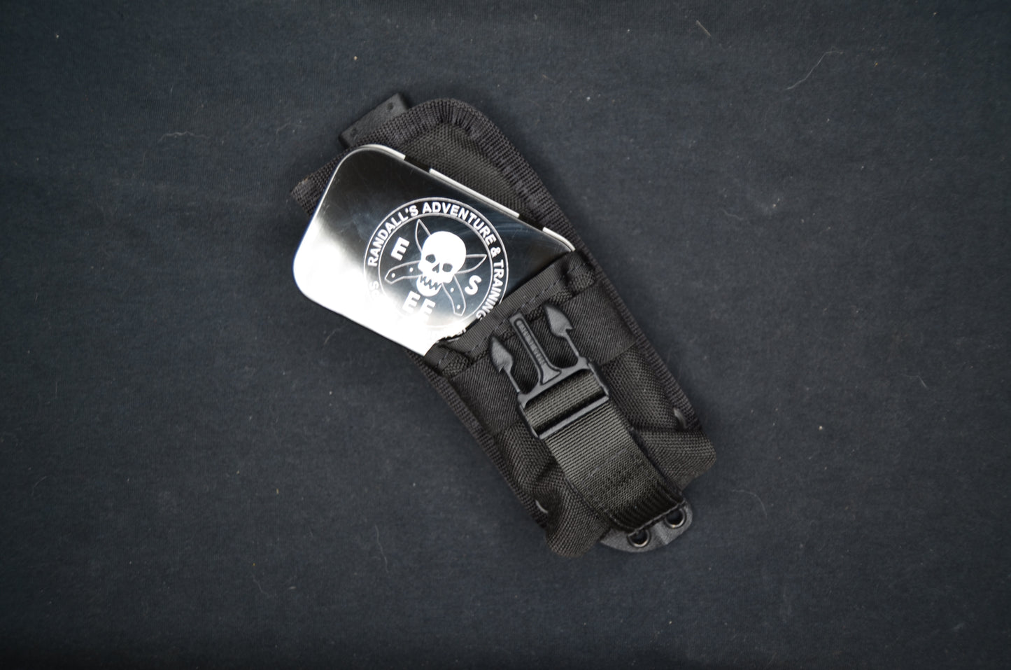 ESEE 5/6 POUCH ON CUSTOM MOUNTING PLATE