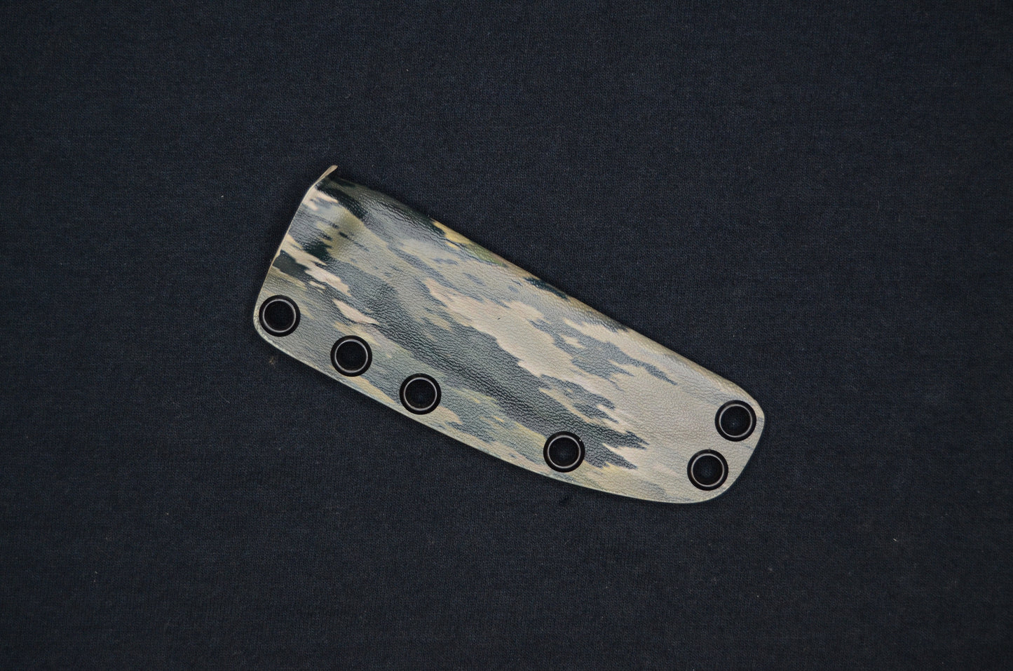 KNIVES OF ALASKA ALPHA WOLF CUSTOM ATACS IX FOLD-OVER KYDEX SHEATH BY RED HILL SHEATHS