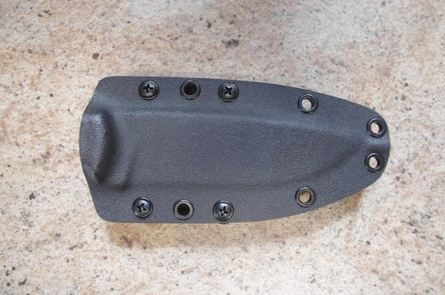 SINGLE BLADE-TECH MOLLE-LOK ON A RED HILL CUSTOM MOUNTING PLATE (DOES NOT INCLUDE SHEATH)