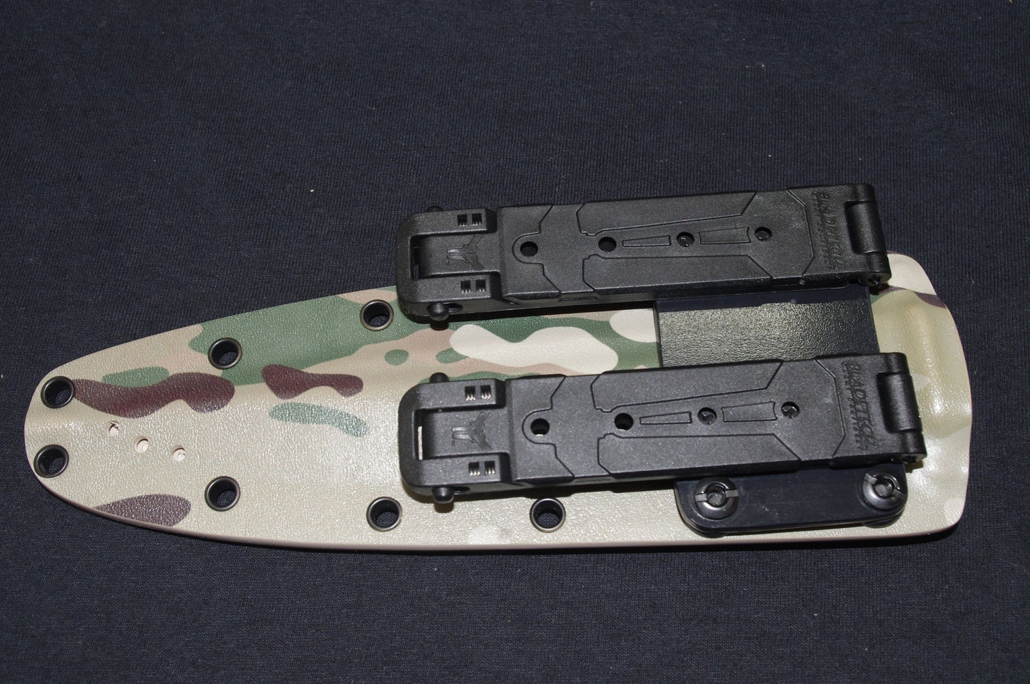DOUBLE BLADE-TECH MOLLE-LOKS ON A RED HILL CUSTOM MOUNTING PLATE (DOES NOT INCLUDE SHEATH)