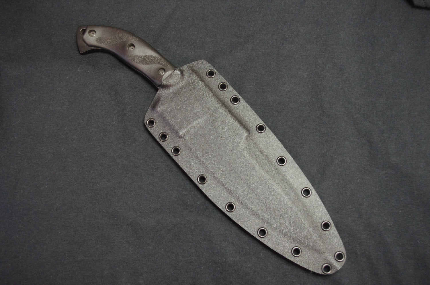 KNIVES IN HOUSE TO BUILD YOUR SHEATH FROM WITHOUT YOU SENDING YOURS IN